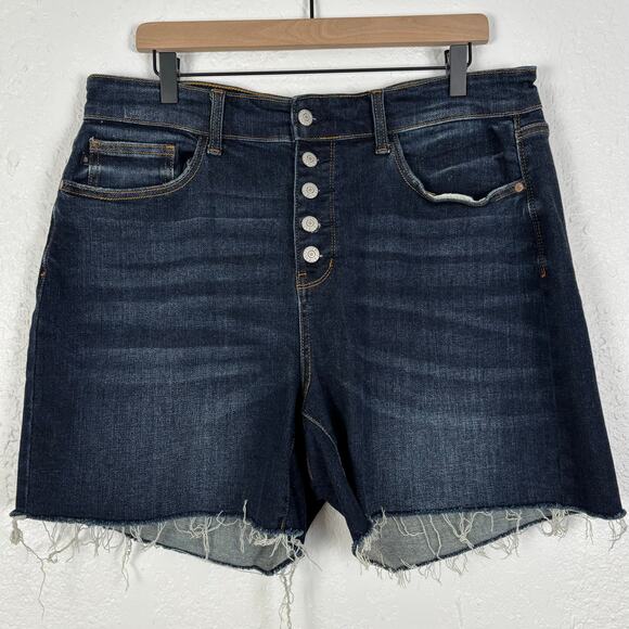 Judy Blue Dark Wash Button Fly Denim Cutoff Shorts Plus Size 2XL - Picture 1 of 4